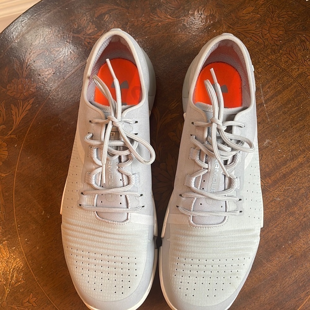 🔥SALE 🔥Under Armour shoes